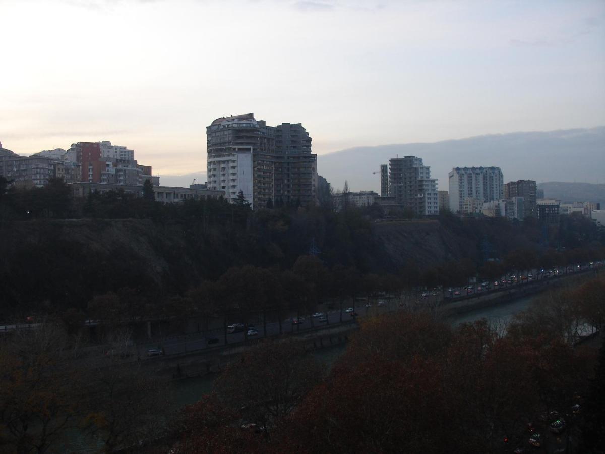 River Side Apartment 第比利斯 外观 照片